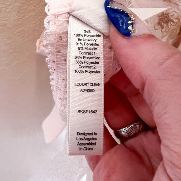 For Love & Lemons Mae Teddy with Garter Medium Sheer Floral Lace Sexy - Picture 8 of 8